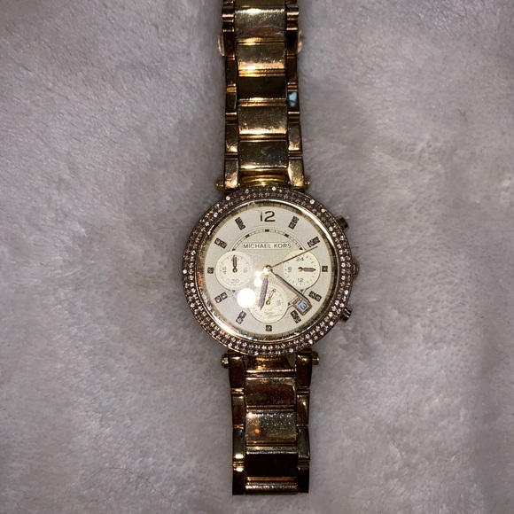 Gold Michael Kors watch - Picture 1 of 4